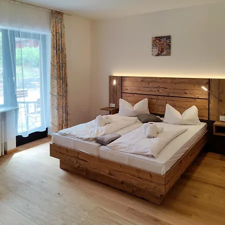 Отель Bayerischer Wald, Fvi Und Restaurant